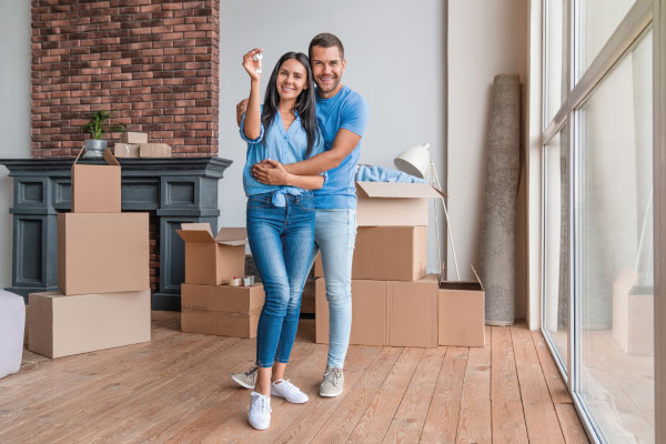 Happy couple moving to their new house | Who is eligible for Non-QM Loans | DG Pinnacle TPO - Miami Wholesale Mortgage Lender