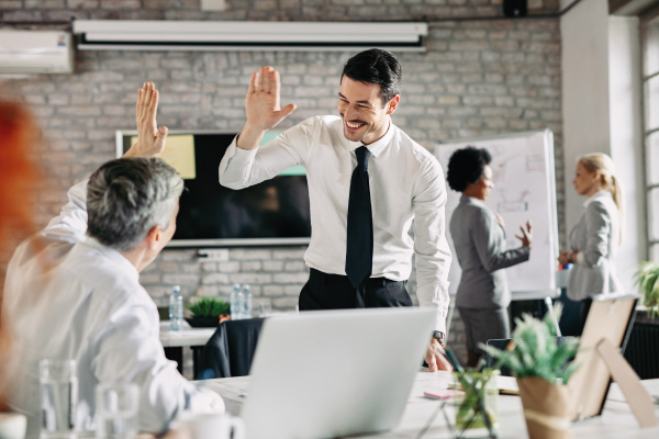 Mortgage Brokers Celebrate As Wholesale Lending Hits 15-Year High | DG Pinnacle TPO - Wholesale Division | Miami Mortgage Lender